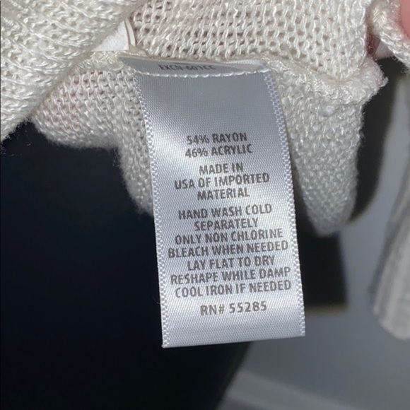 Express Twist Back Sweater - Picture 4 of 4